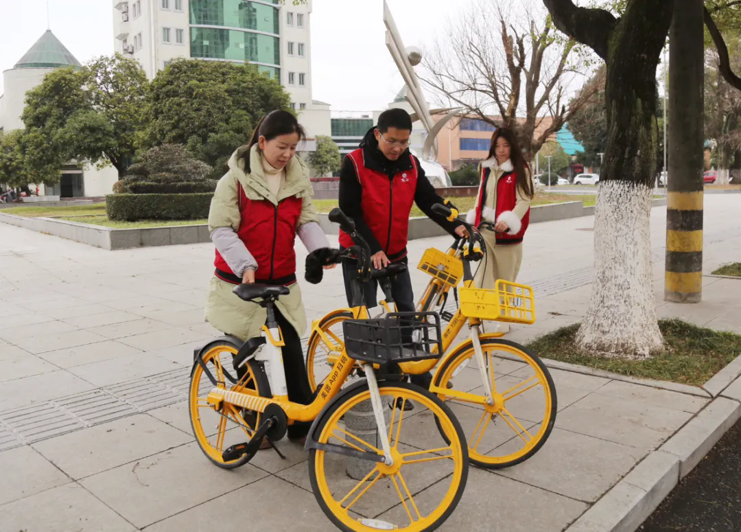 640 (2).webp (4).png 640 (2).webp (4).png