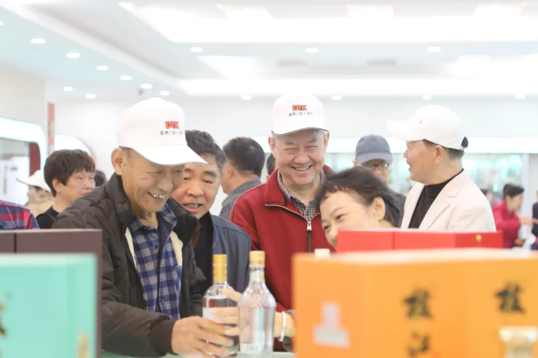 640 (2).webp (1).png 640 (2).webp (1).png